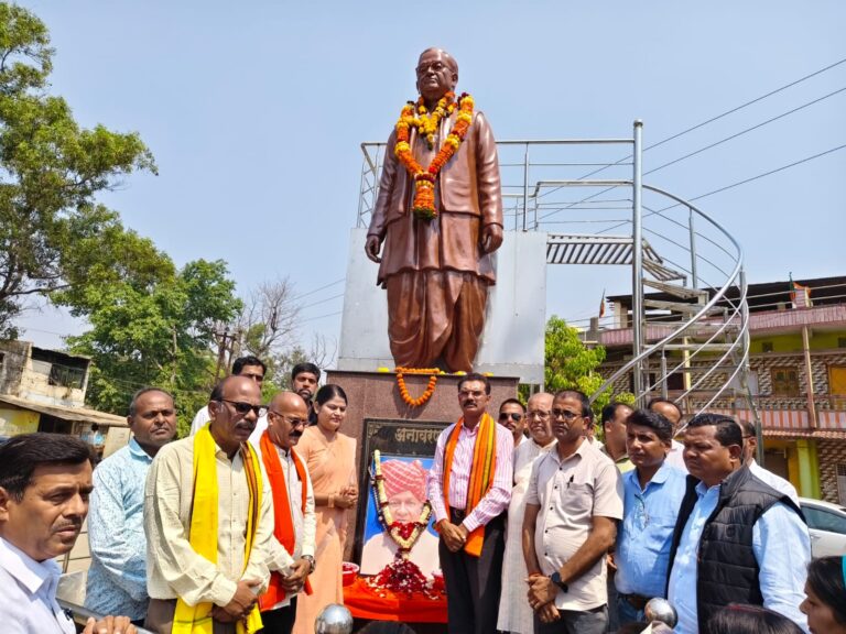 बलीराम के पुण्यतिथि पर हुए विविध आयोजन